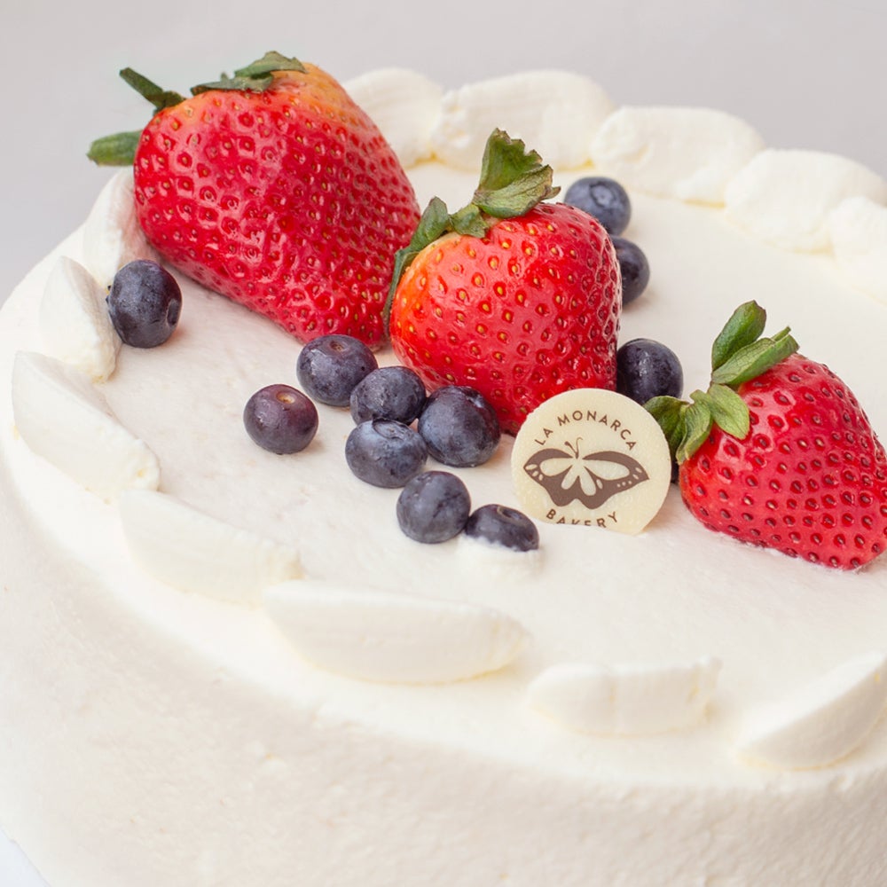 fruit cake for birthday, Food & Drinks, Homemade Bakes on Carousell